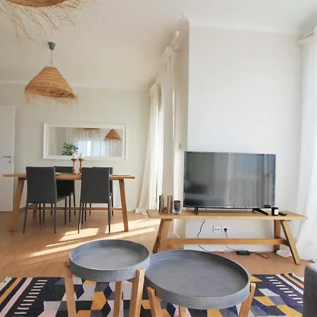 아파트 Coastal View Flat - Amazing Views Over The Atlantic 비아나도카스텔로